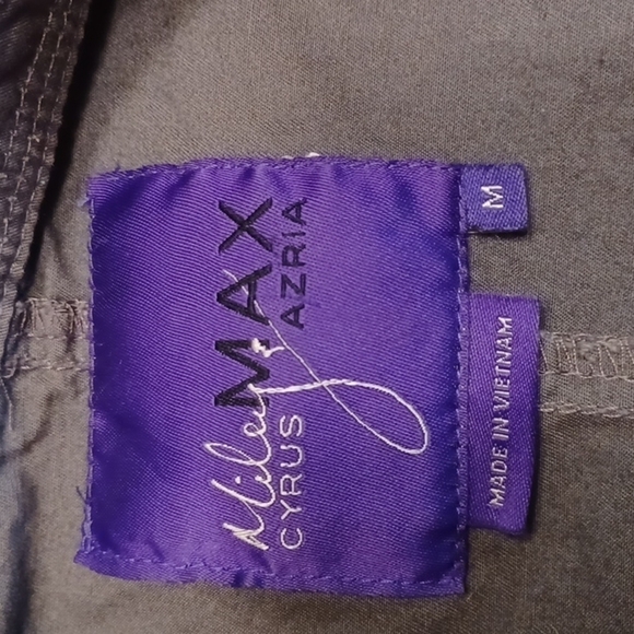 Miley Cyrus Max Azria Lightweight Moto Jacket - Picture 7 of 10